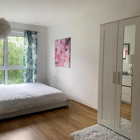 *holiday Apartment* Mit Balkon ريوتلنجن